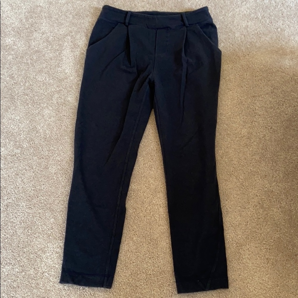 lululemon sweat pants. Sz6